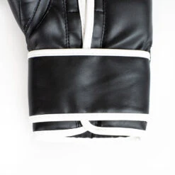 Core Training Gloves - Black -Glove Supply Shop DWEQ141279 Core Training Glove BlackWhite 6